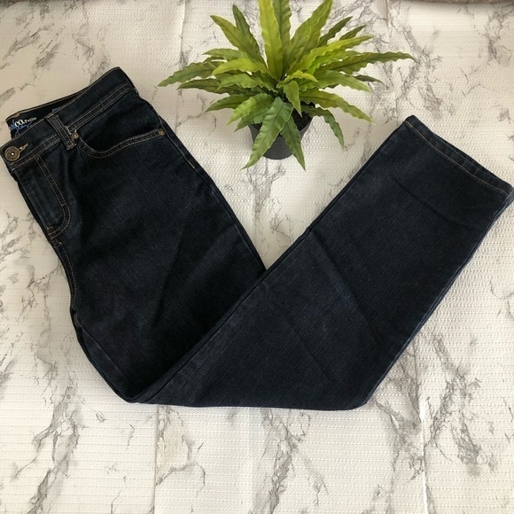 Style & Co. Denim - Style & Co Natural Fit 5 Pocket Jeans Size 4 Petite